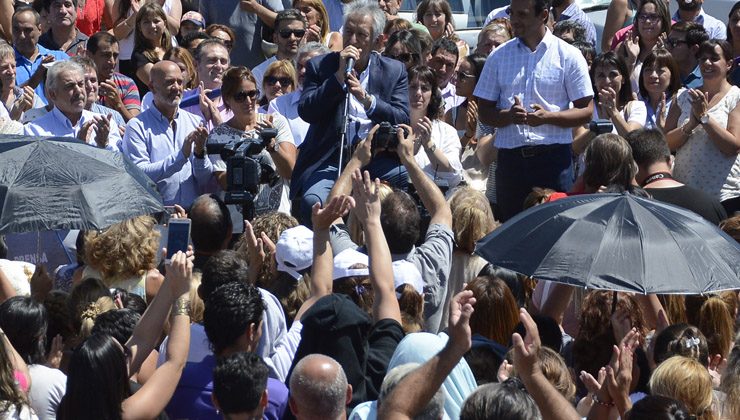 Alberto anunció la creación de la “Circunvalación Cabildo Patrio” en La Punta