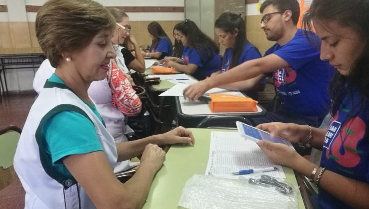 Docentes de nueve escuelas recibieron sus tabletas