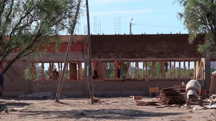 Con un diseño innovador, continúan las obras de tres nuevas escuelas