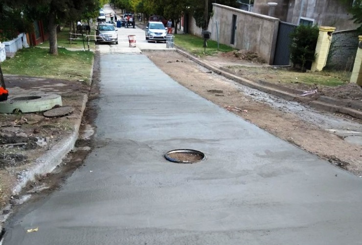 El Gobierno provincial concluyó la reparación de la calle Río Las Carpas.
