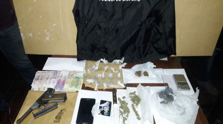 La Policía provincial detuvo a un hombre con cocaína y marihuana