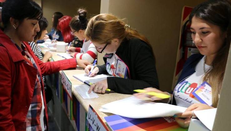 Capacitaron a docentes para los Intercolegiales Culturales