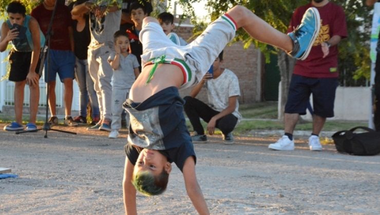 Congreso de danzas urbanas en el Centro Cultural “Puente Blanco”