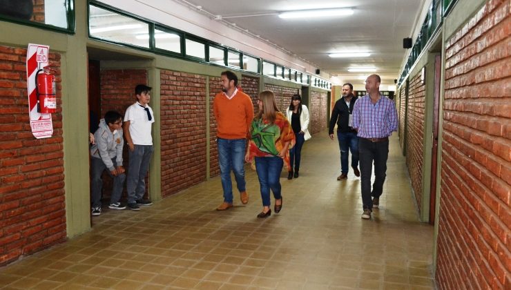 Realizan la puesta en valor de la Escuela “Manuel Belgrano” de La Toma