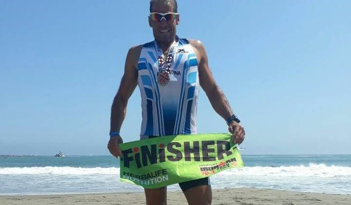 Fernando Di Nápoli clasificó al Mundial de Triatlón