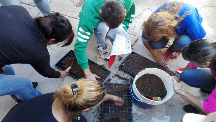 El Ministerio continúa con las capacitaciones sobre huertas ecológicas