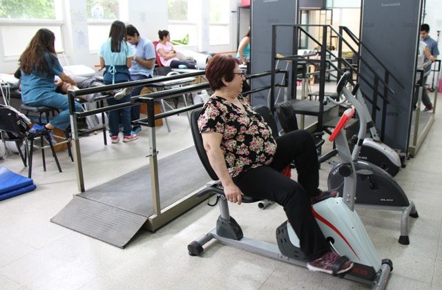 Hospital San Luis: extienden el horario del servicio de kinesiología y protocolizan la atención