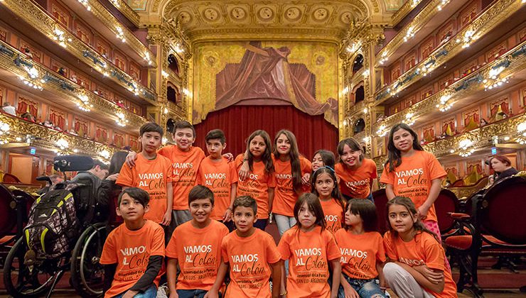 Los chicos de la Escuela “Misiones” visitaron el Teatro Colón y el Congreso de la Nación