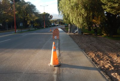 Se construyen dársenas en las paradas de colectivos