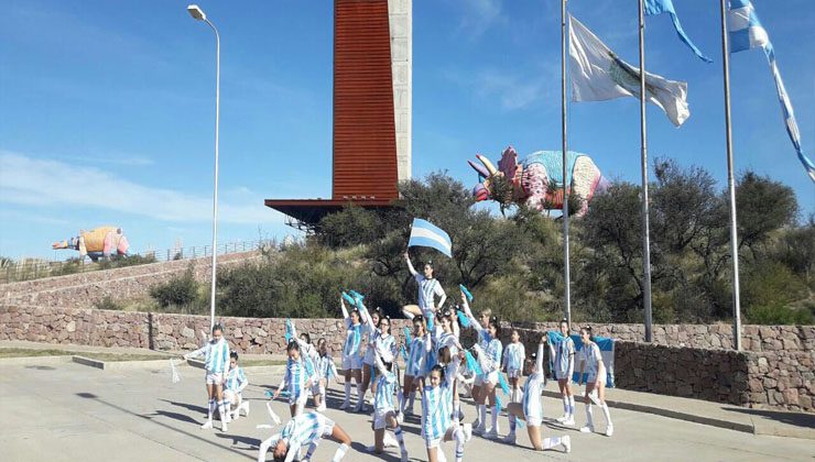 El Hito del Bicentenario fue el escenario para un video musical