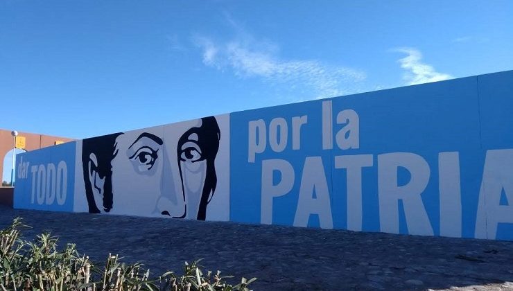 Toro Negro lucirá un mural gigante por el Día de la Bandera