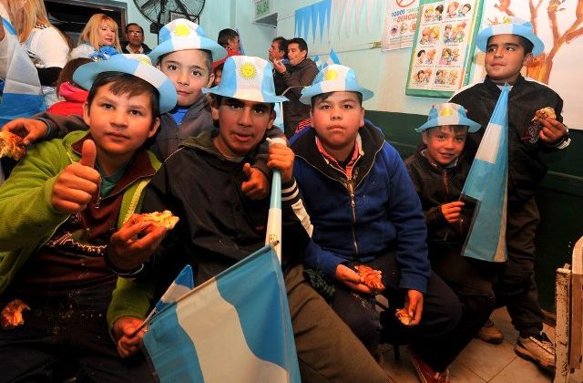 El Mundial se vivió en la escuela del paraje Las Lagunitas a pura pasión por el fútbol y el aprendizaje