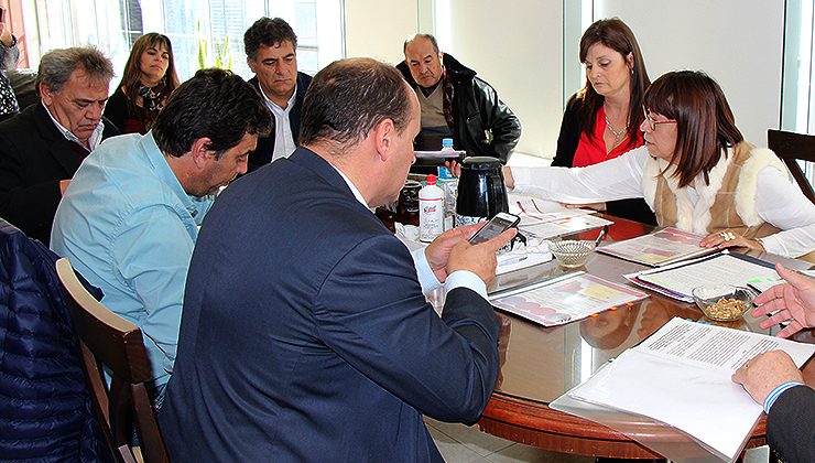 El Ministerio de Salud trabajará con municipios para generar hábitos saludables en la población