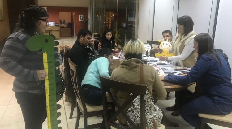 Becarios de “Soñamos Junto a Vos” se reunieron con la ministra Corvalán