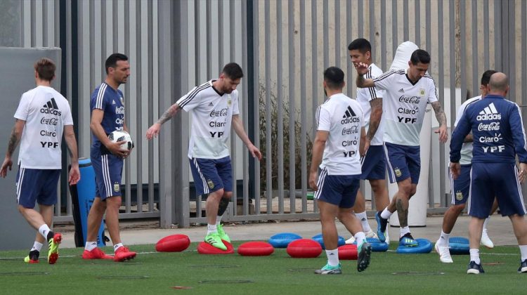 Argentina entrena para el último amistoso de cara al mundial