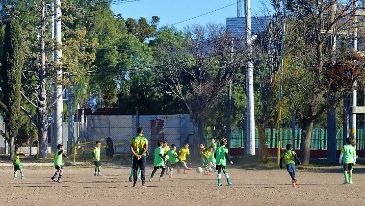 El Programa Deportes apoya el crecimiento del club ASEBA