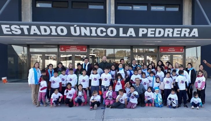 Los niños de los parajes continúan con las visitas a San Luis y destinos turísticos