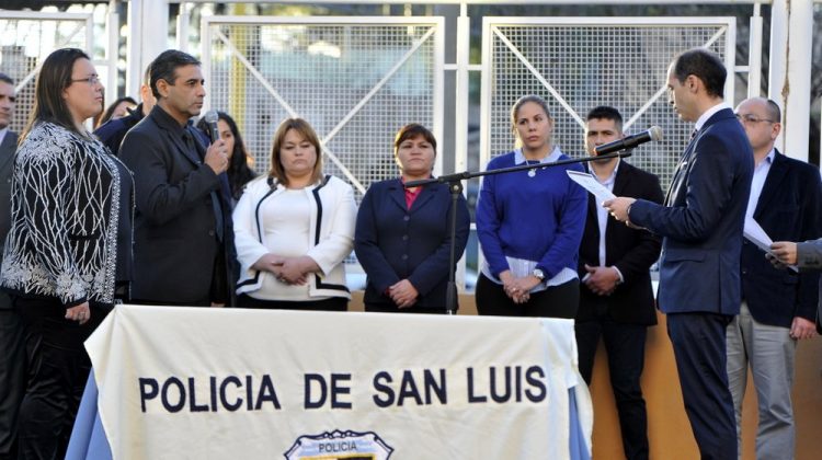 Con una fuerte presencia de mujeres, asumió la plana mayor de la Policía provincial