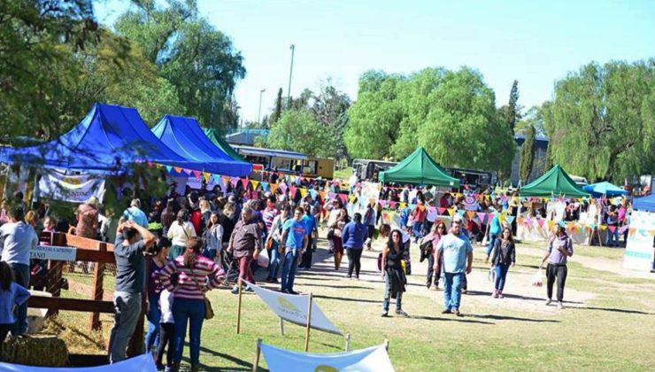 Arrancó la Feria de Pequeños y Medianos Productores