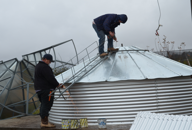Los productores disponen de nuevo equipamiento y del alimento necesario para sus animales en las épocas de escasez de pasto.