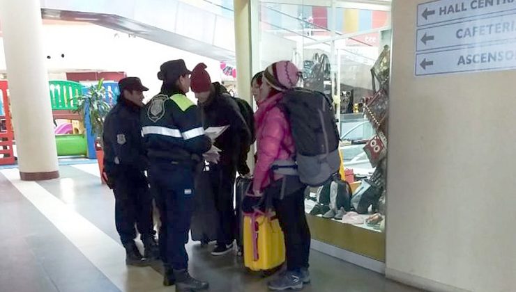 La Policía Turística realiza actividades informativas en la capital provincial