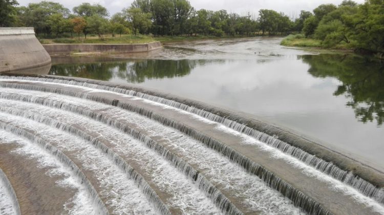 Intensa agenda de intervenciones sobre los espejos de agua