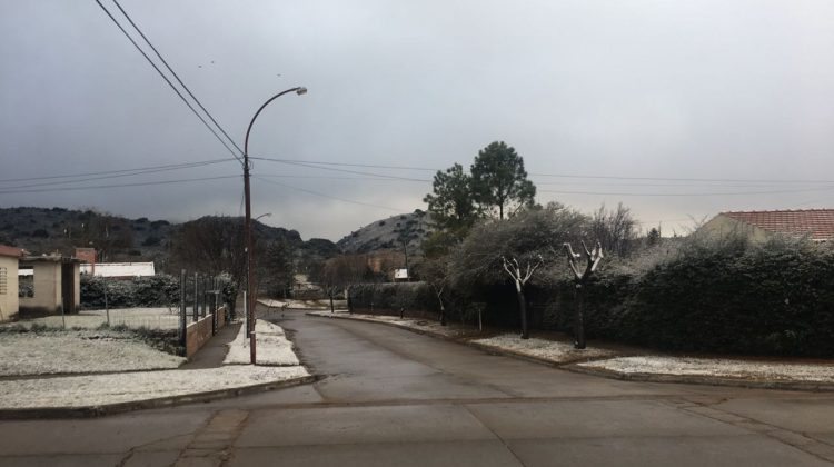 Volvió la nieve a San Luis y la temperatura descendió a 0º