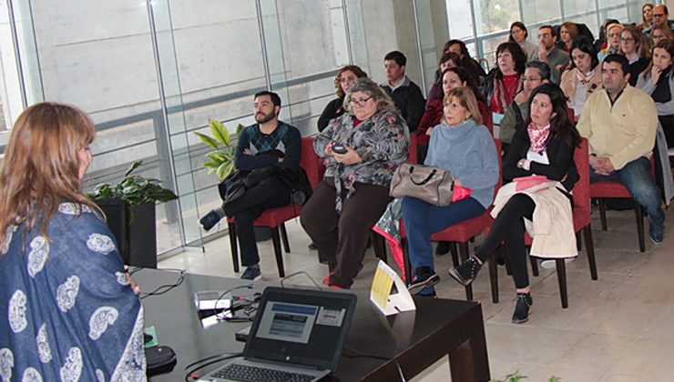 Profesionales de salud pública trabajan en un protocolo estándar para el uso racional de antimicrobianos