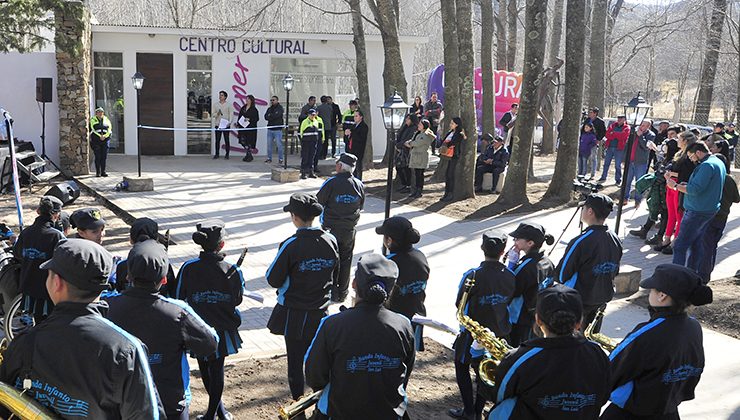 La Carolina inauguró el centro cultural Valeper