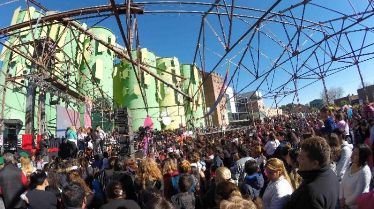 Las familias coparon el “Molino Fénix”