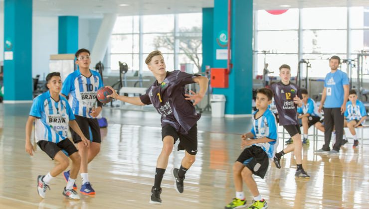 El Regional de Hándbol se juega en el Campus