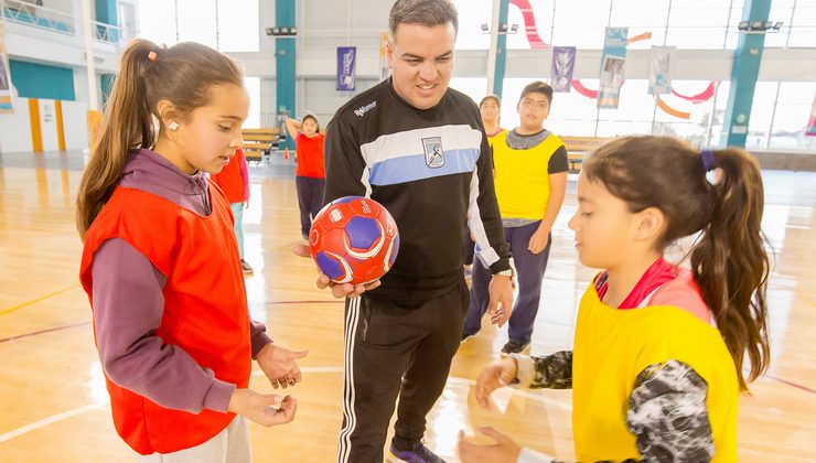 La escuela de hándbol ya inició sus actividades