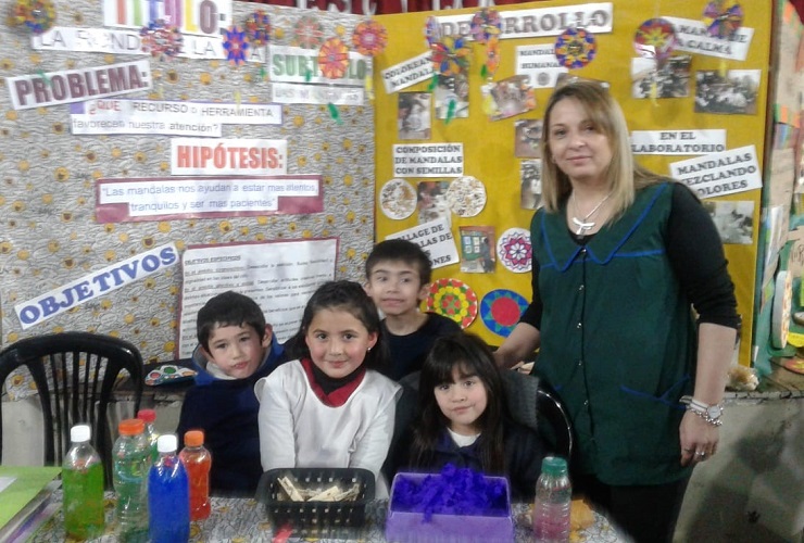Los alumnos participan en las instancias escolares de la Feria de Ciencias 2018.