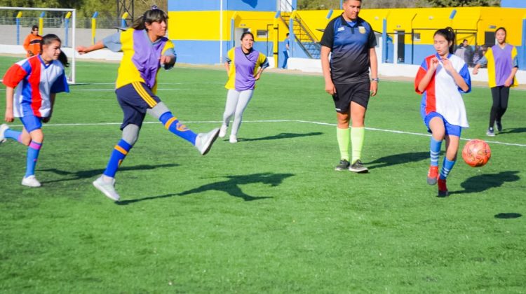 Los juegos de los chicos continúan en los Intercolegiales de la Puntanidad