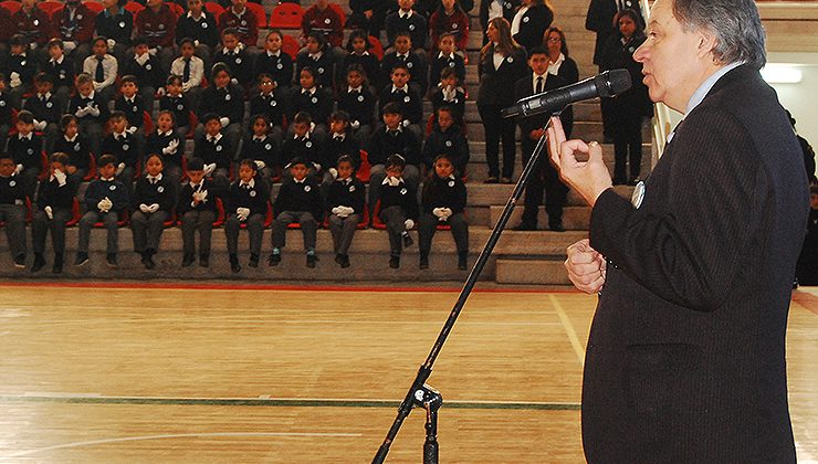 Cuatro escuelas prometerán lealtad a la bandera de San Luis