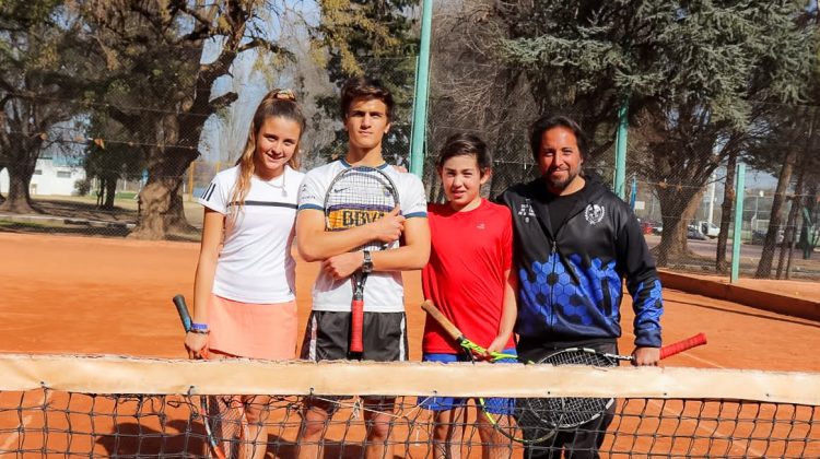 La escuela de tenis de “El Ave Fénix”, presente en el Torneo Nacional G1 en Córdoba