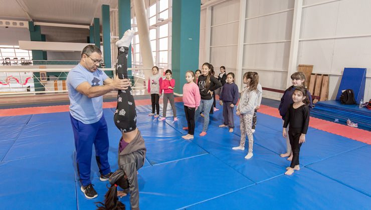 La gimnasia artística tiene su escuela en el Campus