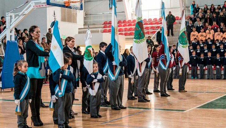 En “La Pedrera” también rendirán homenaje a la bandera de San Luis