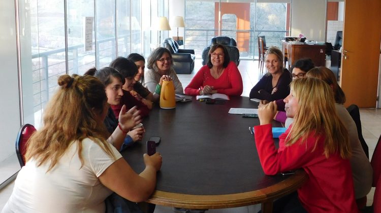 El derecho de las mujeres fue tema de reunión con referentes de agrupaciones políticas