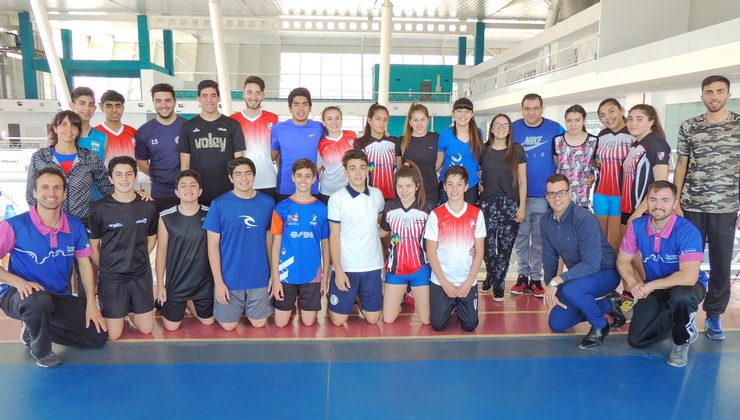 El Club Atlético Lafinur evaluó a sus jugadores de vóley en el Campus Abierto ULP