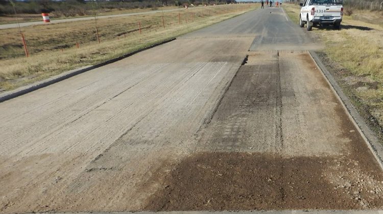 Avanzan los trabajos viales sobre la Autopista de los Comechingones