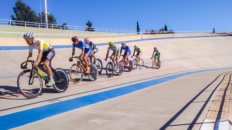 Se disputó la 11° fecha de ciclismo de pista en el Velódromo Provincial