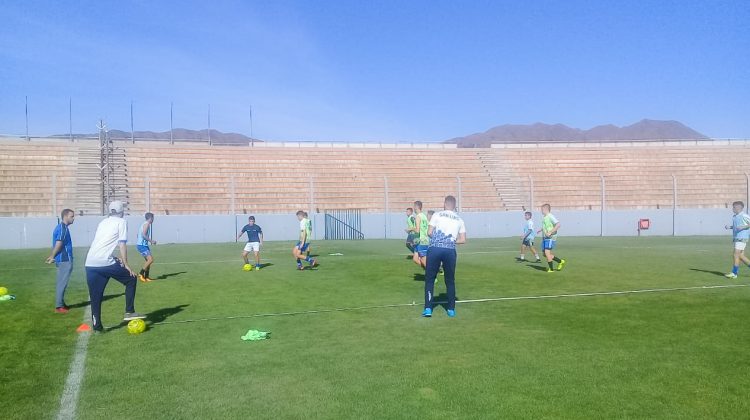 La selección de fútbol Sub 15 de San Luis entrenó en el Estadio “Juan Gilberto Funes”