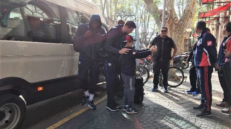 Los planteles de Boca Juniors y San Lorenzo ya están en Villa Mercedes