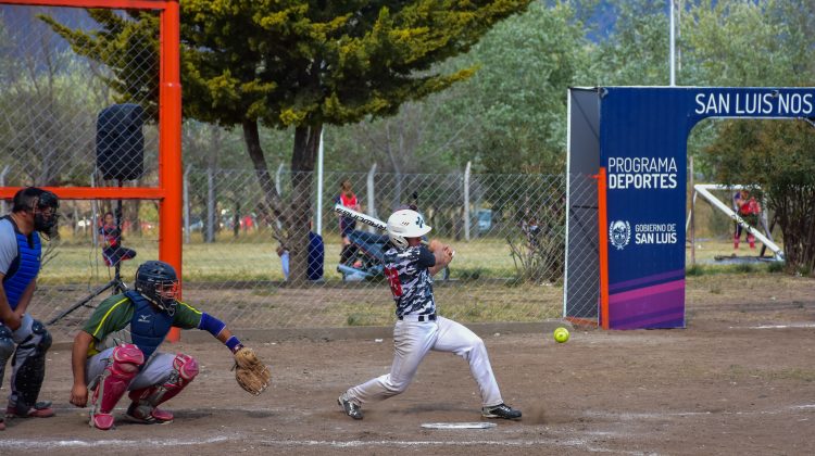 Se viene una nueva capacitación de sóftbol en “El Ave Fénix”