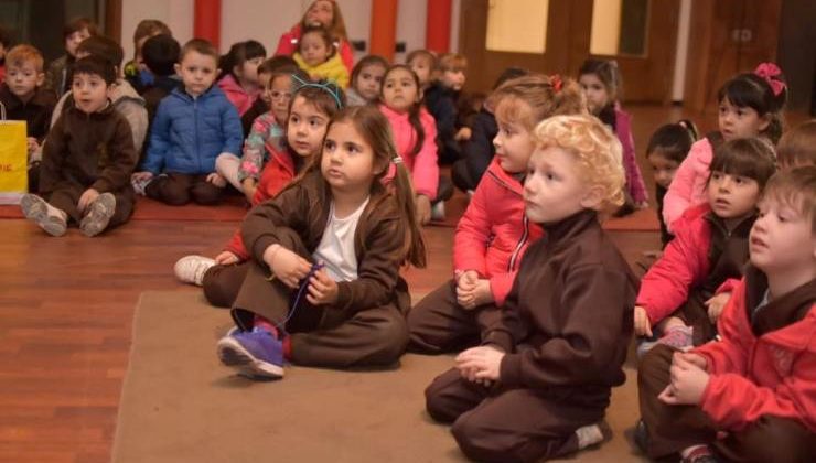 Visita de escuelas al “Molino Fénix” y Casa de la Música