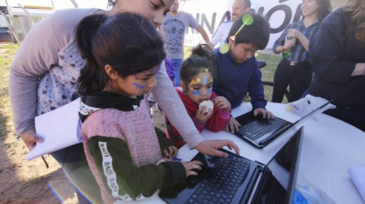 “Digi” llevó su aventura digital al barrio 500 Viviendas Norte