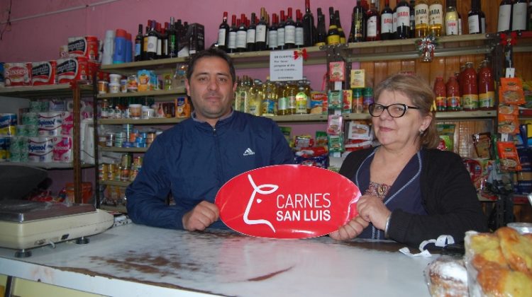 “A dos días de llenar las heladeras, ya quedan pocas bandejas”