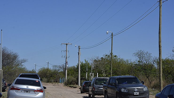 El Gobierno provincial inauguró 7 kilómetros de tendido eléctrico en el Barrio 9 de Julio