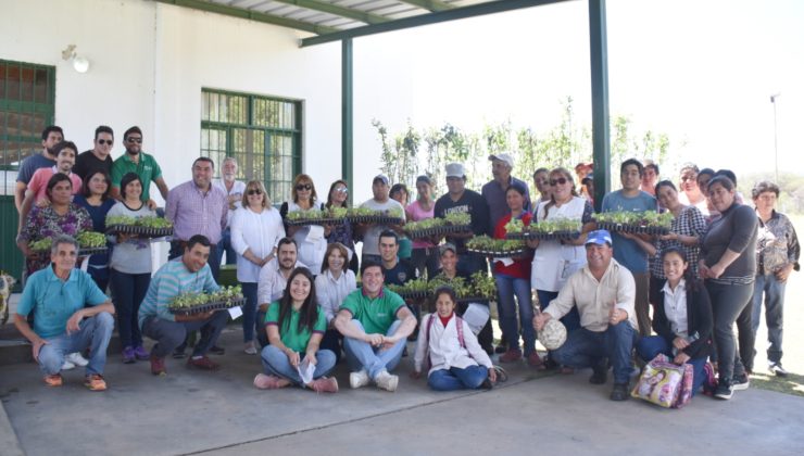 El Gobierno provincial puso en marcha el Plan de Fomento Frutihortícola